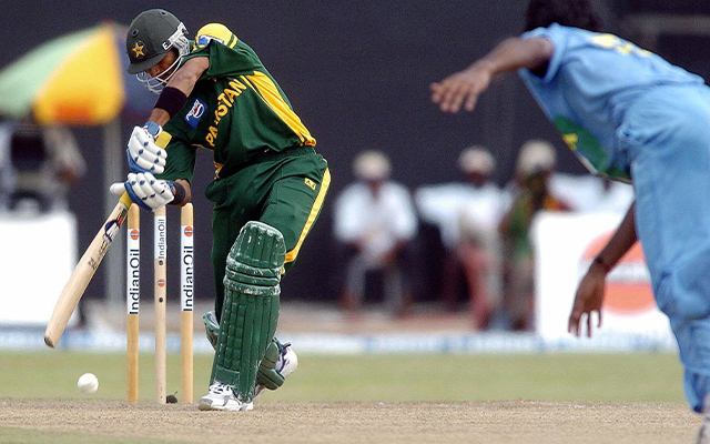 Shoaib Malik Asia Cup 2004.