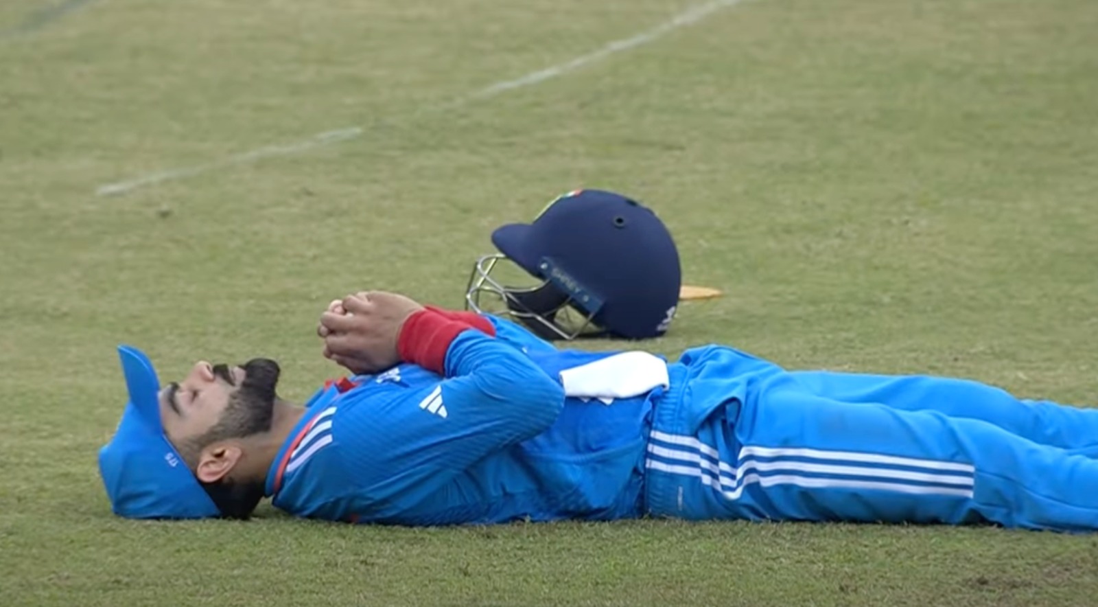 Asia Cup 2023: Virat Kohli's sleeping celebration from IND vs SL final goes viral