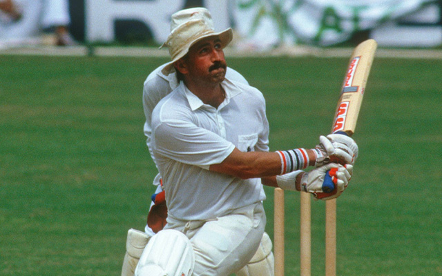 Graham Gooch batting vs India in 1987 WC semi final