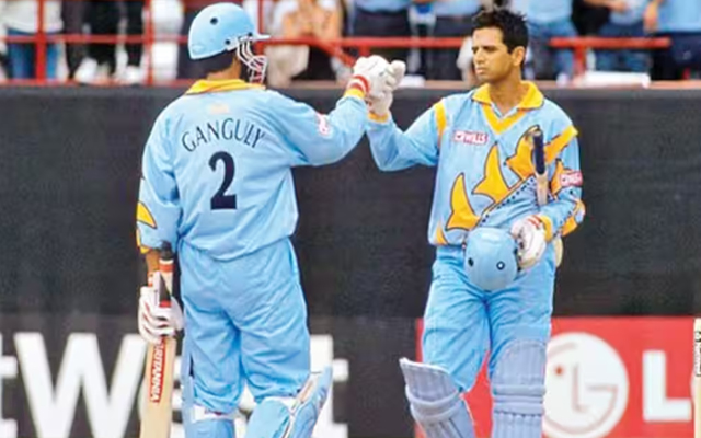 Sourav Ganguly and Rahul Dravid celebrating hundreds vs SL during 1999 WC