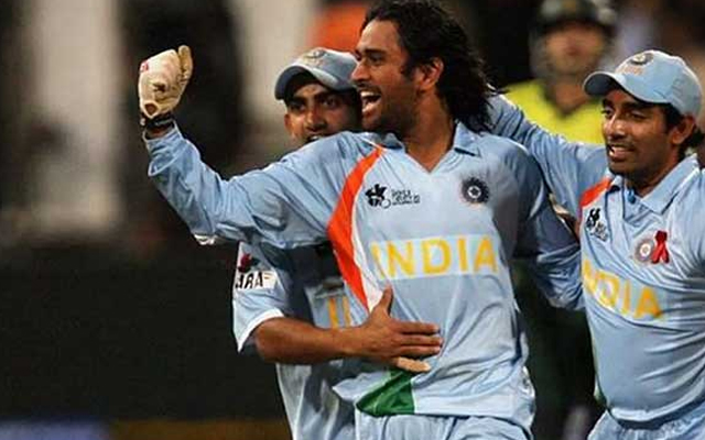 India 2007 T20I jersey worn during the inaugural T20 World Cup, with a light blue color and tricolour detailing.