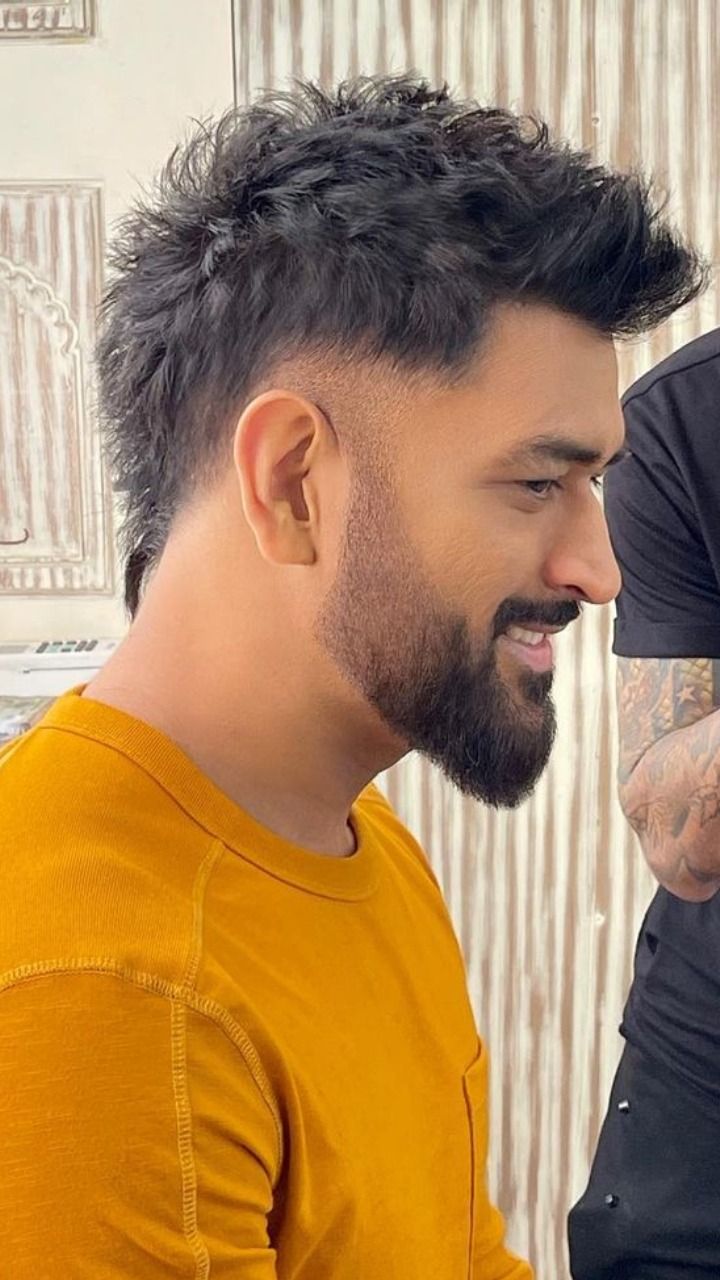 Virat Kohli gets a stylish haircut ahead of T20 World Cup | Mint