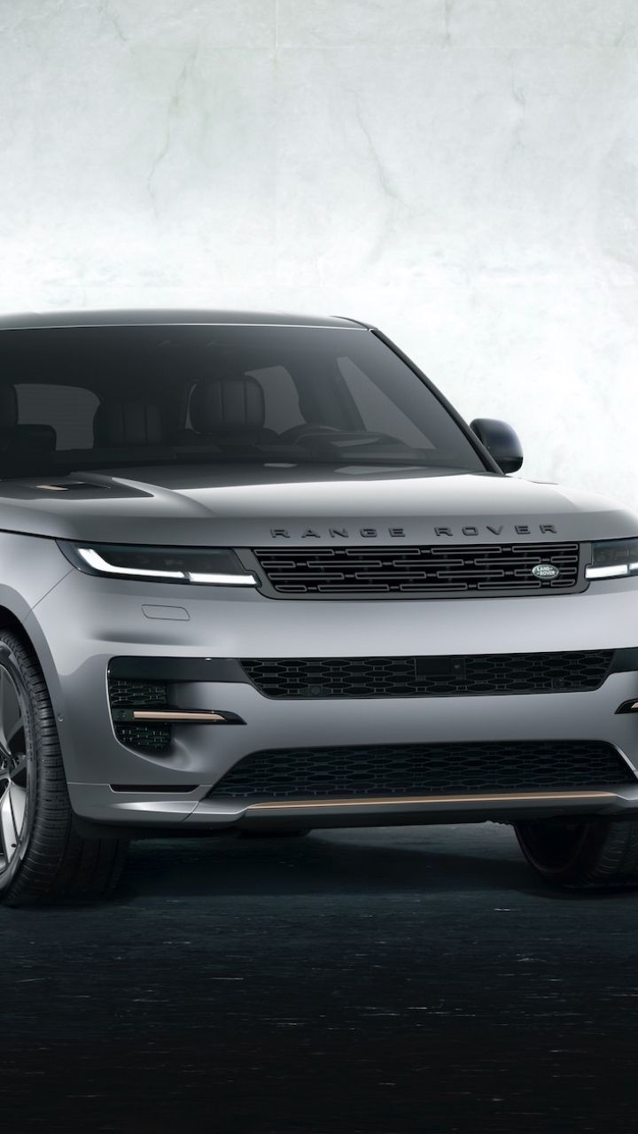 1726124941744_Range-Rover-Sport-(1).jpeg