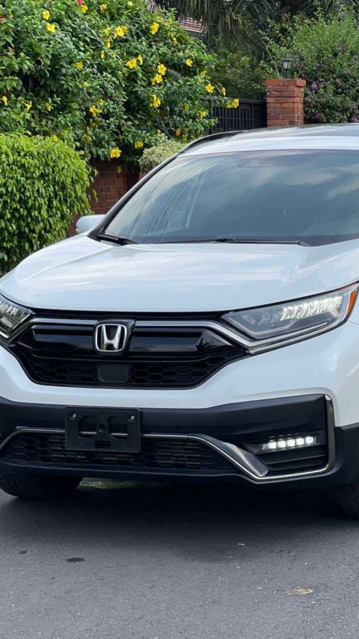 1726817617519_Honda-CR-V.jpeg