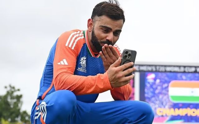 Virat Kohli iPhone