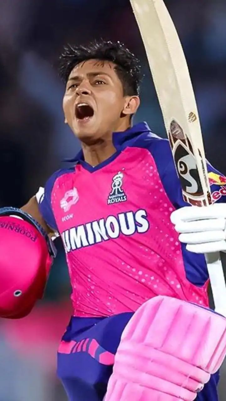 1728631292391_Yashasvi-Jaiswal-(1).jpeg