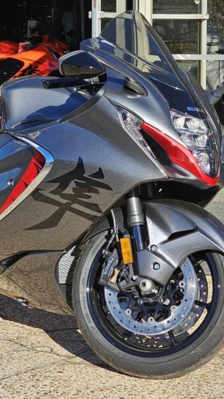 1734759314869_Suzuki-Hayabusa.jpeg