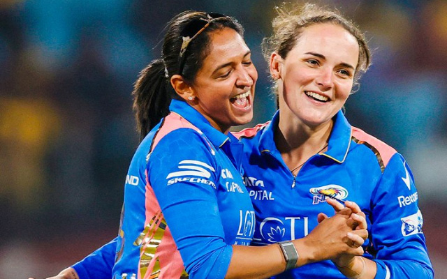 Amelia Kerr and Harmanpreet Kaur