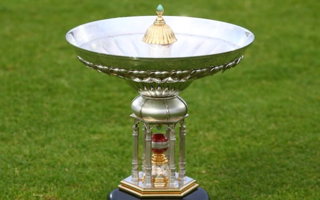 Mak pataudi trophy