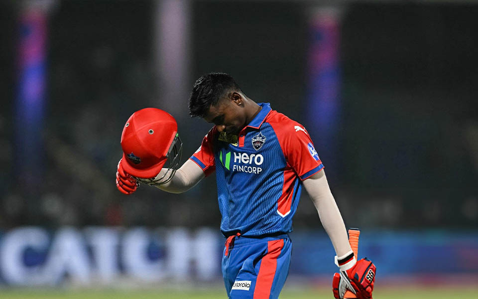 Abhishek Porel walking back
