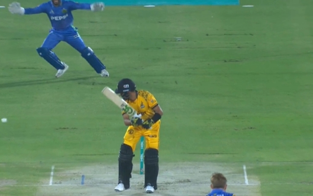 [WATCH] PSL 2025: Babar Azam fails to perform again, gets trapped by David Willey on straight ball