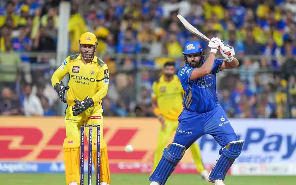 MS-Dhoni-and-Rohit-Sharma