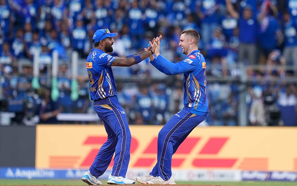 Hardik-Pandya-and-Will-Jacks