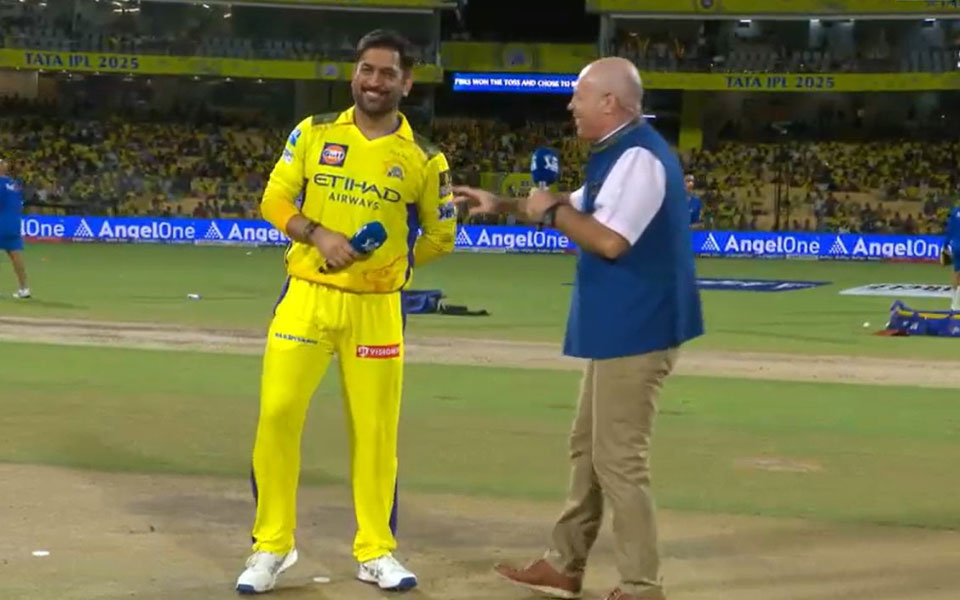 MS-Dhoni-and-Danny-Morrison