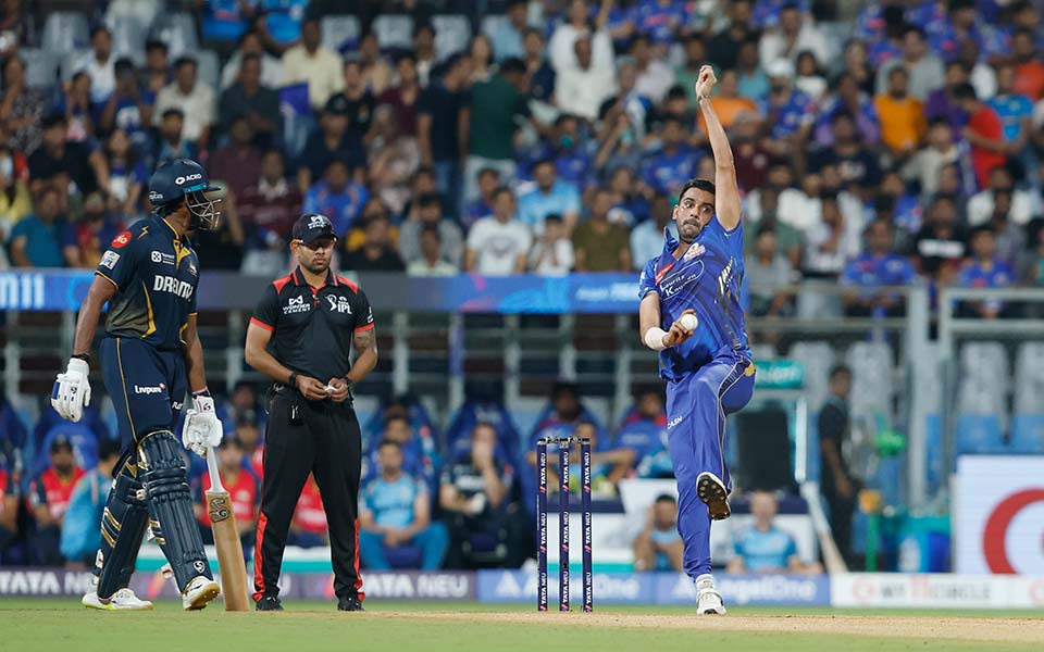 IPL 2025 - Team bowling strengths ranked before the playoffs