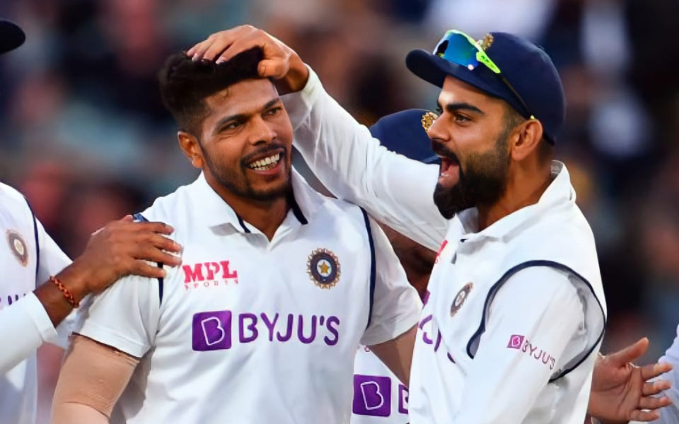 Umesh-Yadav-and-Virat-Kohli