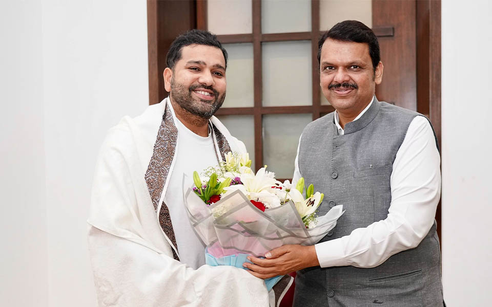 Rohit Sharma gets honoured by Maharashtra CM Devendra Fadnavis for outstanding Test career |CricTracker