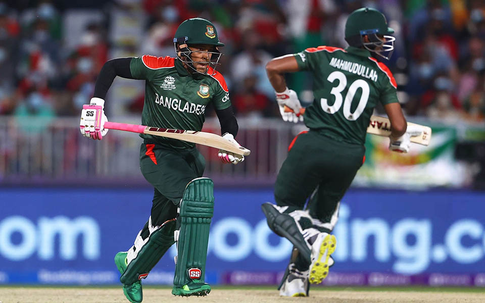 Mushfiqur Rahim and Mahmudullah