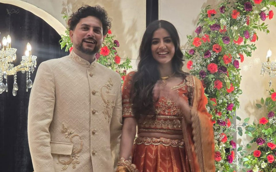 Kuldeep Yadav gets engaged to childhood friend Vanshika