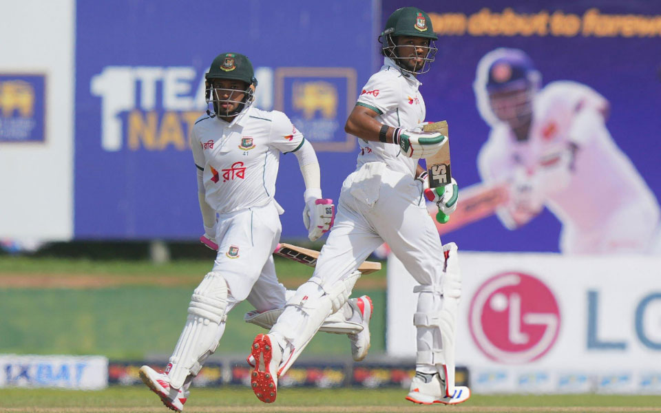 Najmul Hossain Shanto and Mushfiqur Rahim. (Photo Source: ISHARA S. KODIKARA/AFP via Getty Images)