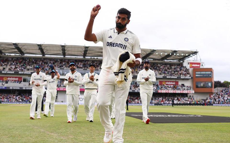 ENG vs IND 2025 - Jasprit Bumrah's fifer restricts England as India hold slender lead on Day 3
