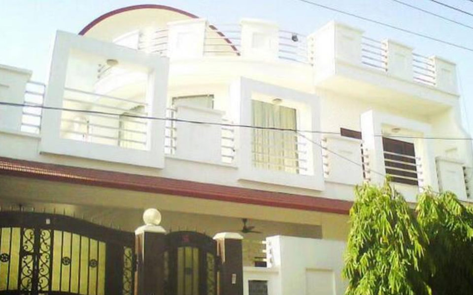 lavish homes of Indian cricketer