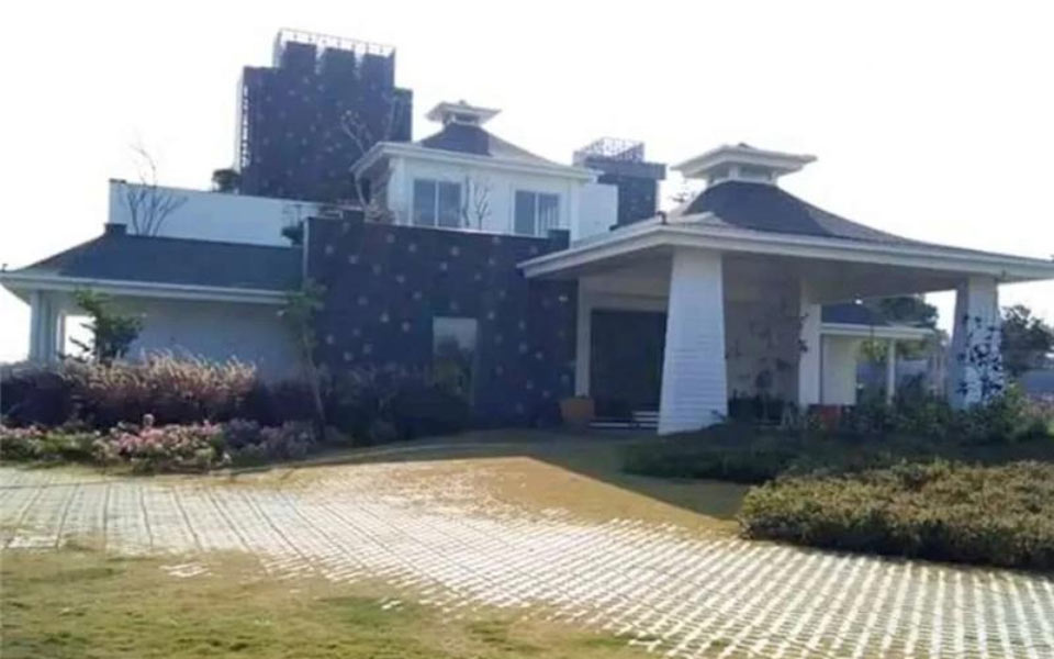 lavish homes of Indian cricketer