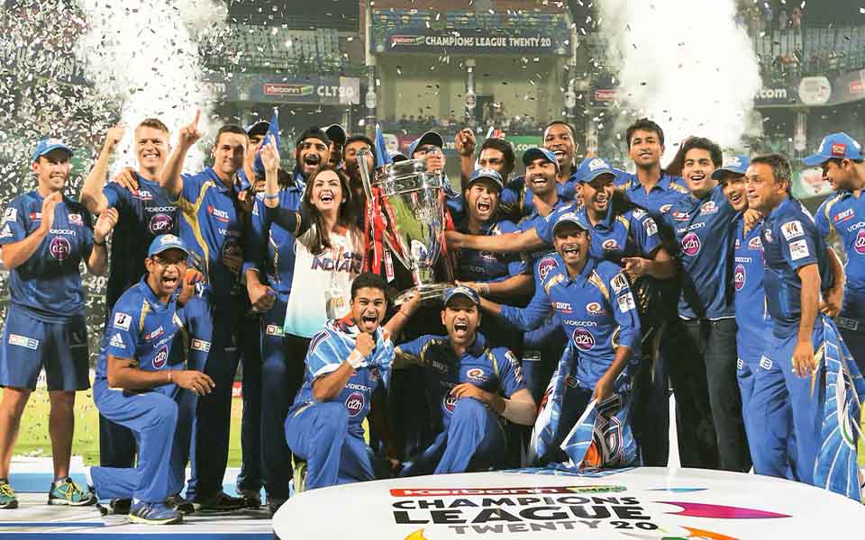 Mumbai Indians lifting Champions League t20 trophy