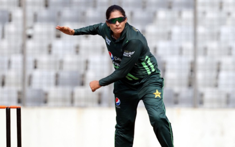 PCB announces 50% hike in monthly retainers for women cricketers