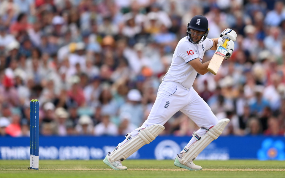 Ashes 2025-26: Australia legend gives himself wild dare if Joe Root fails to end century drought in Australia