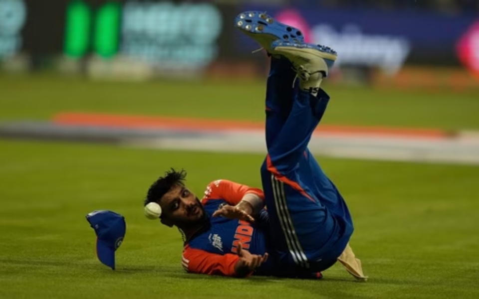 Asia Cup 2025: Axar Patel doubtful for IND vs PAK clash due to concussion injury