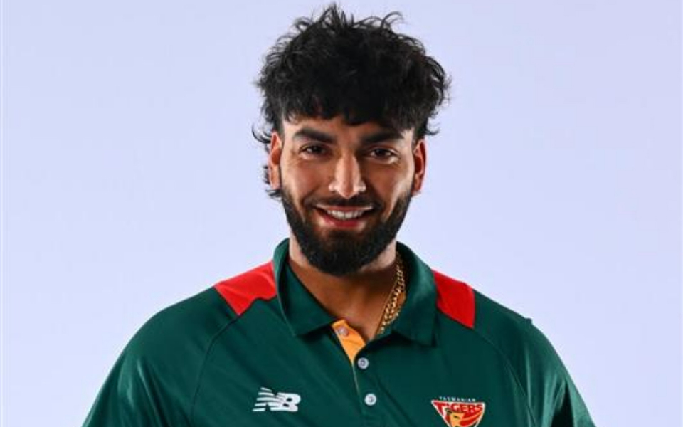 Indian-origin Nikhil Chaudhary replaces Travis Head in Australia's T20I squad against Bangladesh