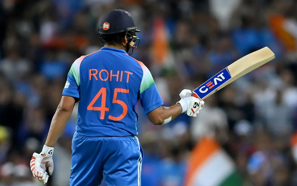 AUS vs IND 2025: 'Looking a million dollars' - Rohit Sharma's fitness transformation has Ashwin in awe