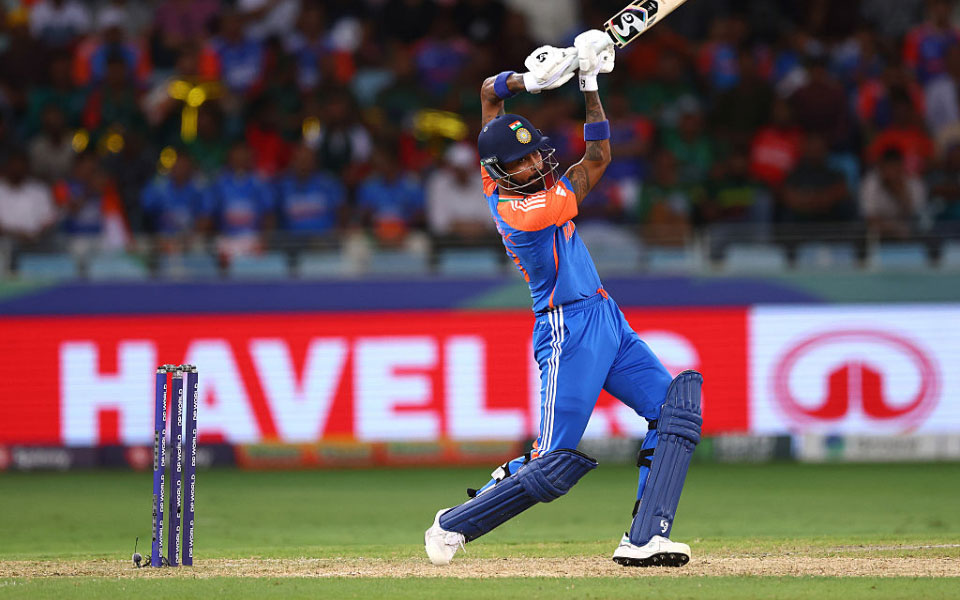 IND vs SA 2025: 'Minimal risk and maximum result' - Hardik Pandya gets hailed for batting upon international return