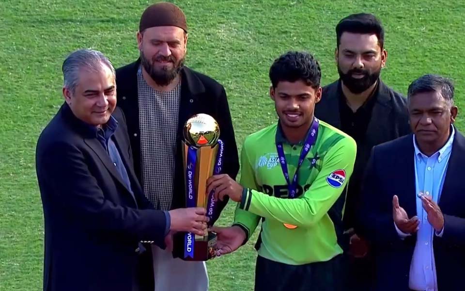 India ignore Mohsin Naqvi after U19 Asia Cup final, PCB chairman joins Pakistan celebrations