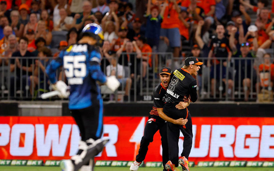 Adelaide strikers vs Perth scorchers