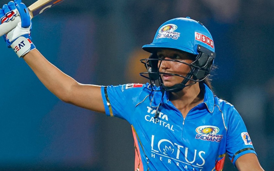 Stats: Harmanpreet Kaur becomes first Indian player to cross 1000 WPL runs