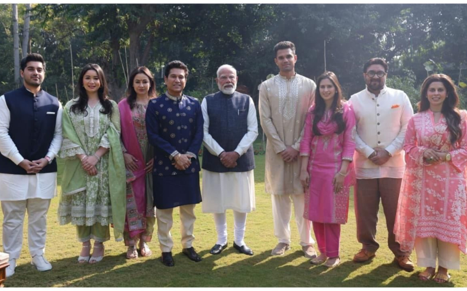 Sachin Tendulkar meets PM Narendra Modi, invites him to Arjun and Saaniya's wedding ceremony