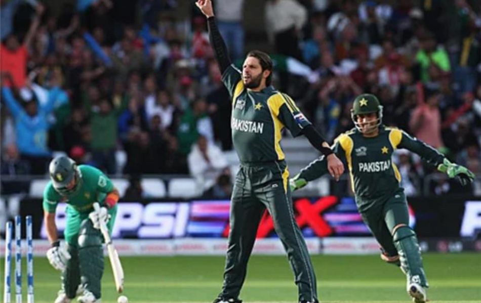 [WATCH] Shahid Afridi conferred Pakistan’s second-highest civilian award Hilal-e-Imtiaz, joins elite list of cricketing icons
