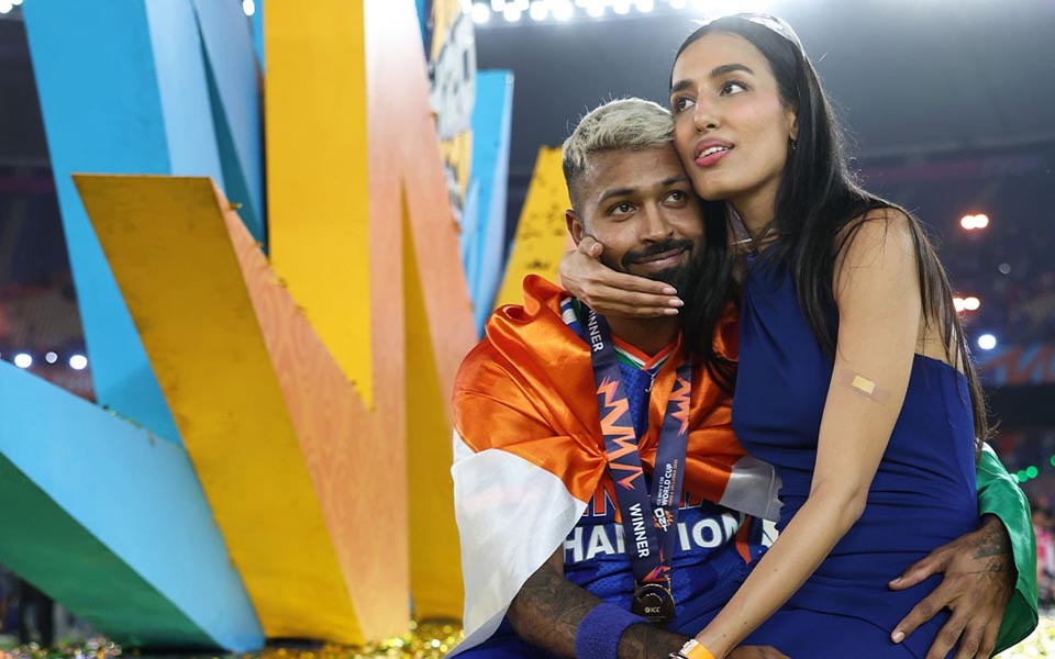 Hardik Pandya with his partner