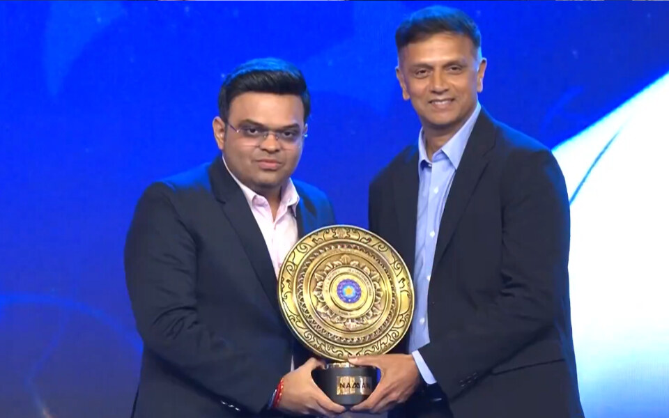 ‘It’s a great privilege’ – Rahul Dravid grateful to have received Lifetime Achievement Award at Naman Awards | CricTracker