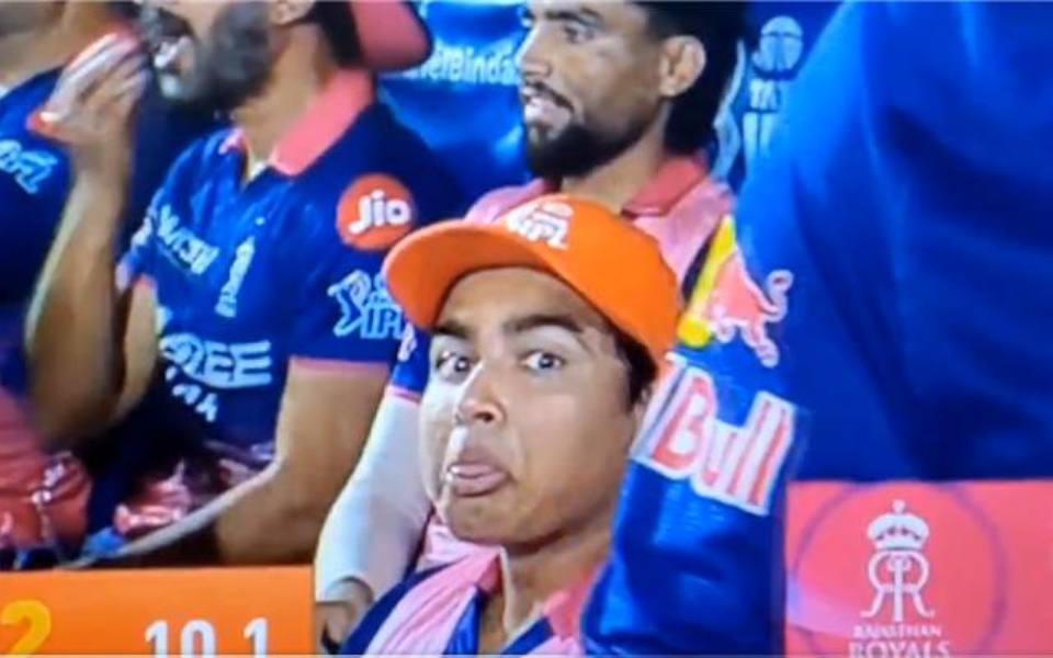 [WATCH] IPL 2026: Vaibhav Sooryavanshi pulls off hilarious prank on live television during SRH vs RR clash