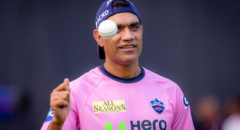 'Relax mode is over' - DC Coach Munaf Patel warns players ahead of CSK clash