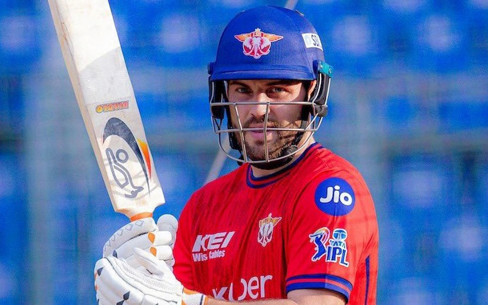 Why Josh Inglis not playing in LSG vs RCB?