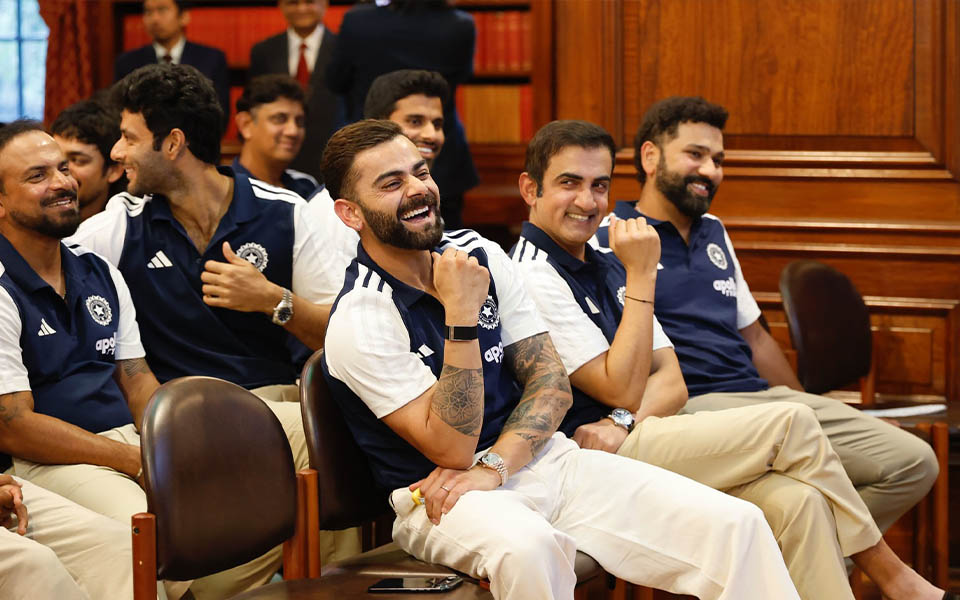 Virat Kohli, Rohit Sharma, Gautam Gambhir share laugh during Indian team's High Commission visit