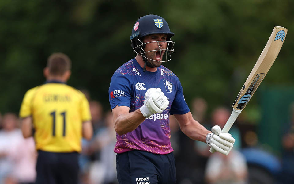 Will Rhodes signs Durham contract extension until 2028