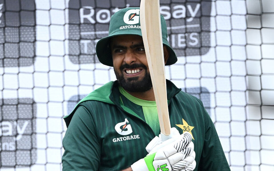Babar Azam doubtful for Headingley opener as Pakistan defer decision to match day