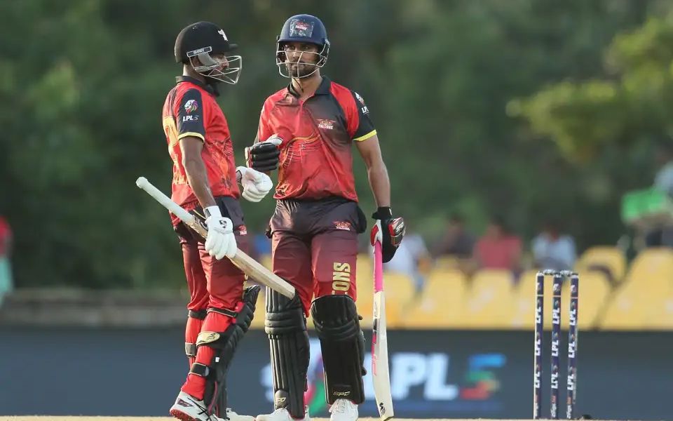 Dinesh Chandimal and Kamindu Mendis