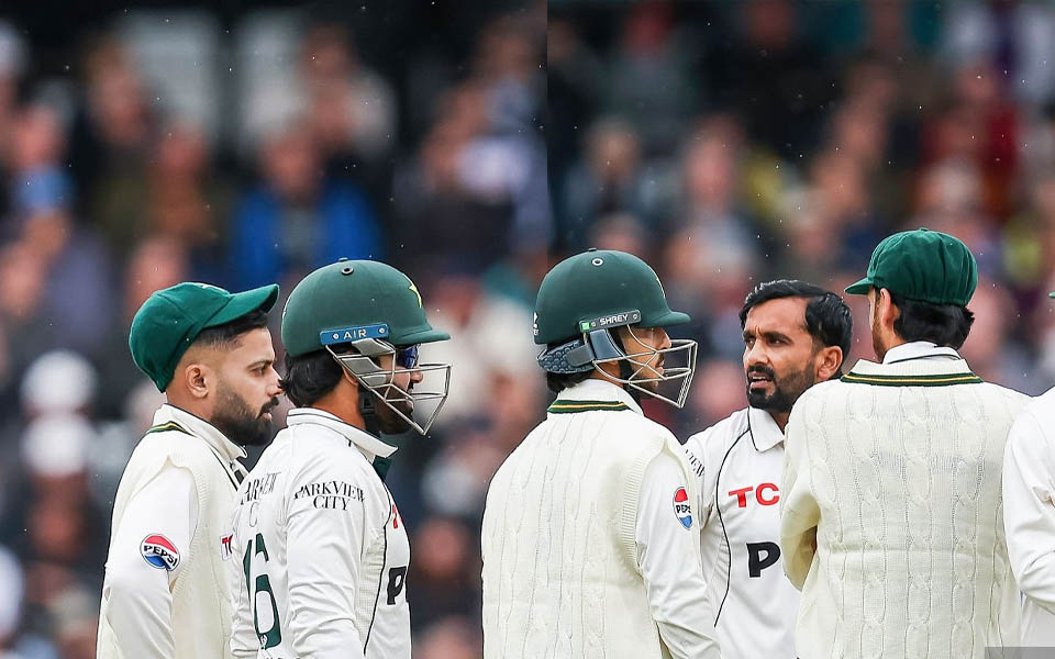 AB de Villiers questions Pakistan's pace attack following average show in Headingley Test