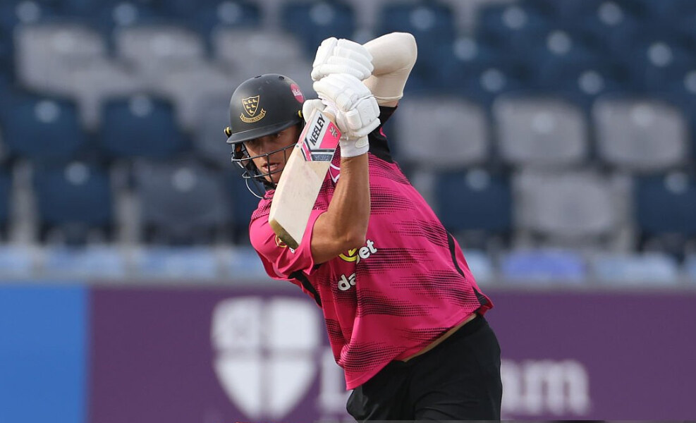 George Thomas commits to Worcestershire on two-year contract